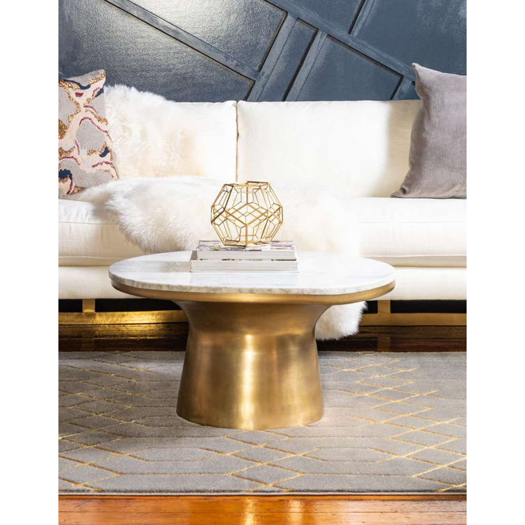 Gray and Gold Geometric Trellis Synthetic Indoor Rug