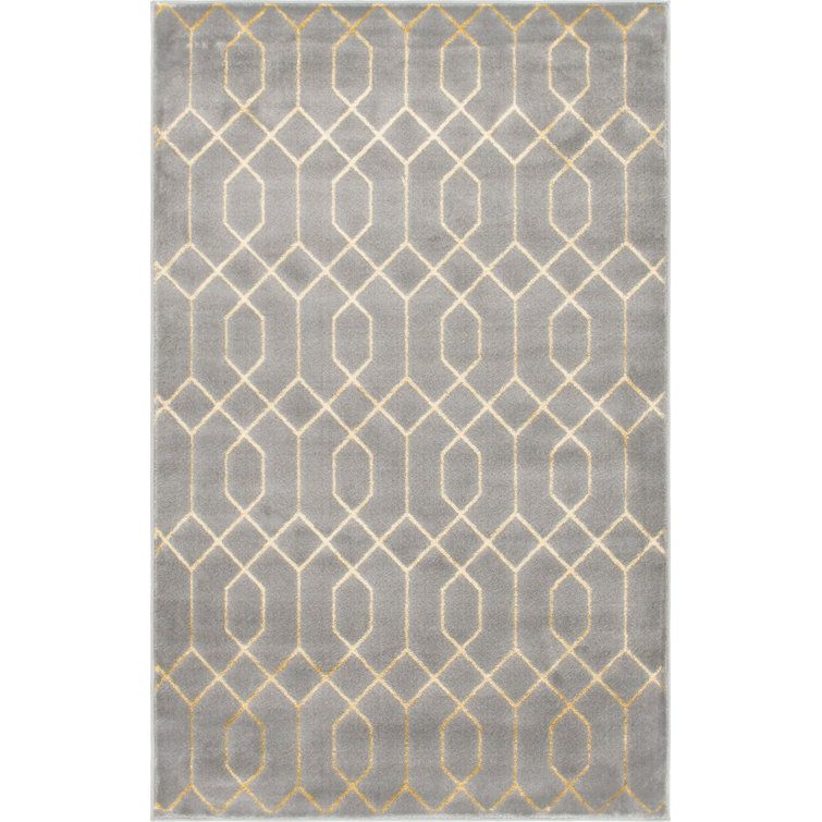 Gray Gold Trellis 4' x 6' Stain-Resistant Area Rug