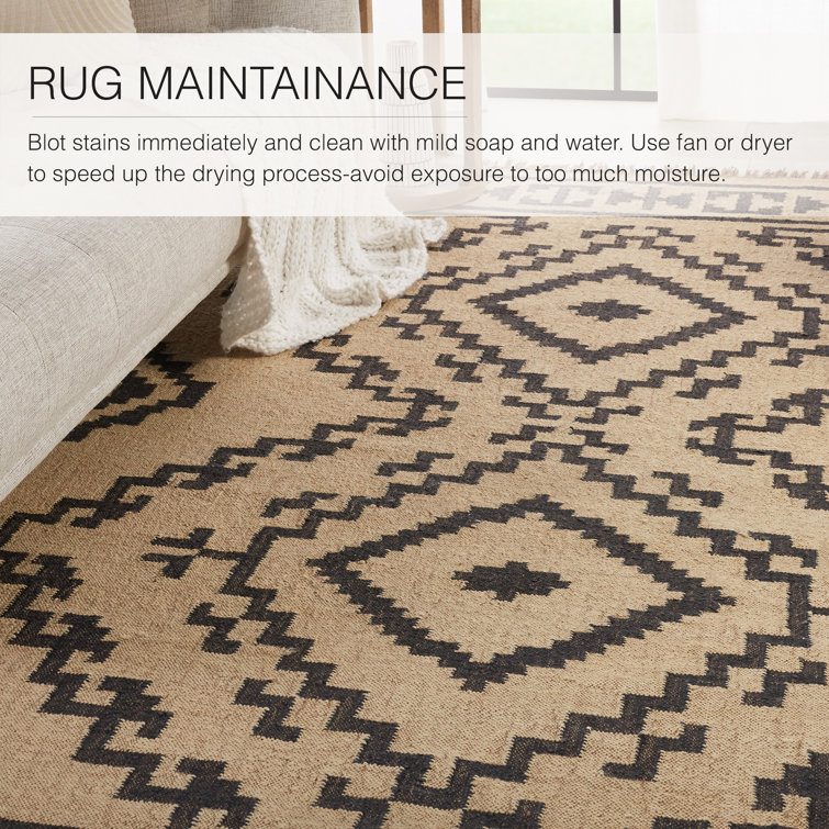 Handwoven Red Geometric Jute Rug with Fringed Edges, 4' x 6'