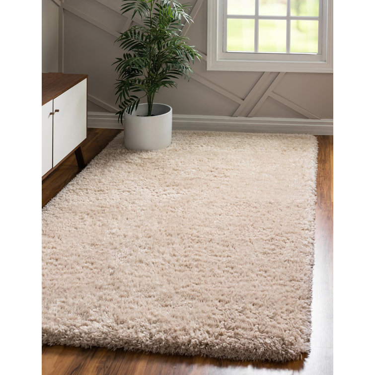 Luxurious Blonde Shag Rectangular Synthetic Area Rug