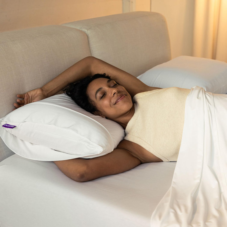 White Hypoallergenic Talalay Latex Medium Support Pillow