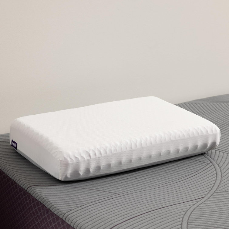 Standard White Memory Foam Cooling Pillow with Polyester Cover