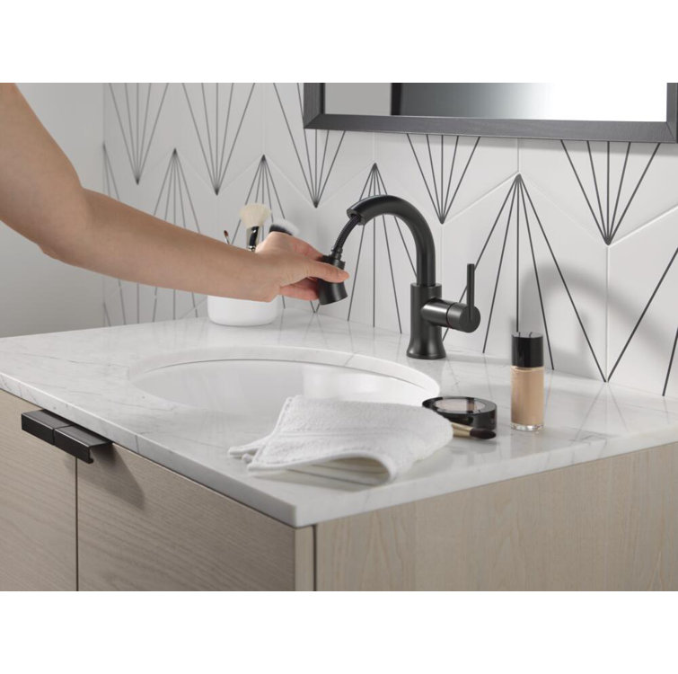 Matte Black Single Handle Pull Down Bathroom Faucet