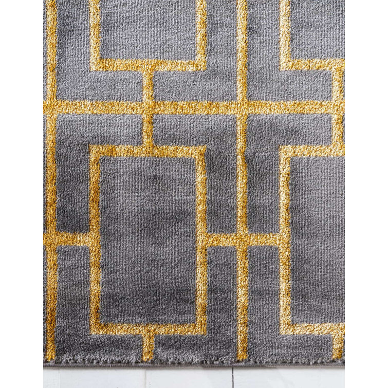 Gray and Gold Geometric Trellis 6' x 9' Synthetic Area Rug