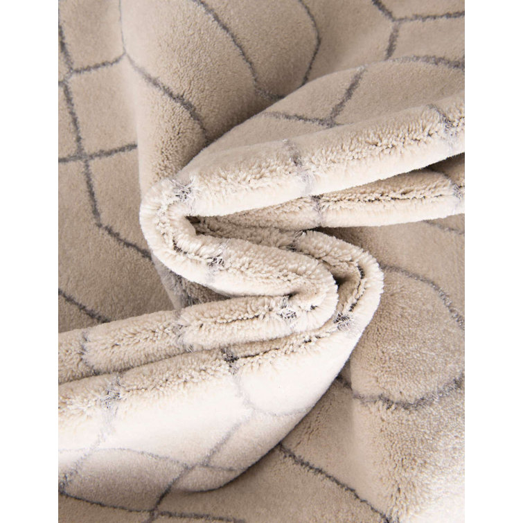 White Silver Trellis Glam Runner Rug 2' x 10'