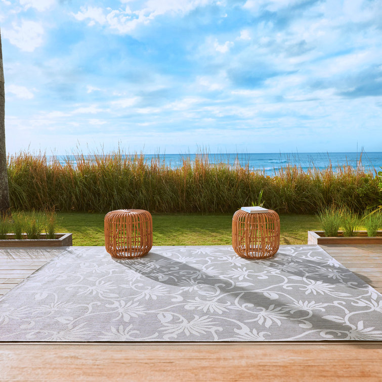 Gray and Ivory Floral Flatweave Indoor/Outdoor Area Rug, 9x13