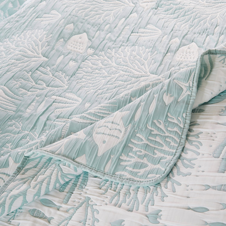 Twin White Microfiber Reversible Nautical Quilt Set