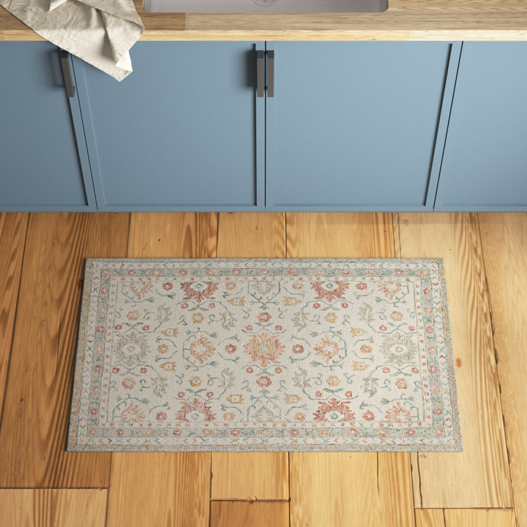 Handmade Ivory Wool Rectangular Floral Area Rug