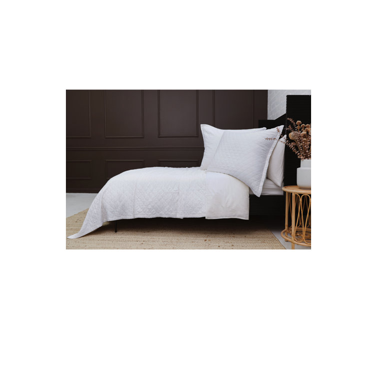Luxurious White Bamboo Sateen Twin Bedspread