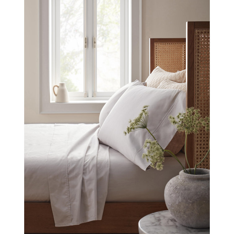 Contemporary Queen Bed with Wingback Headboard