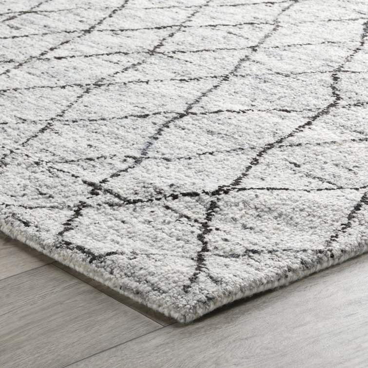 Ivory and Gray Diamond Tufted Wool Rectangular Rug 9' x 12'