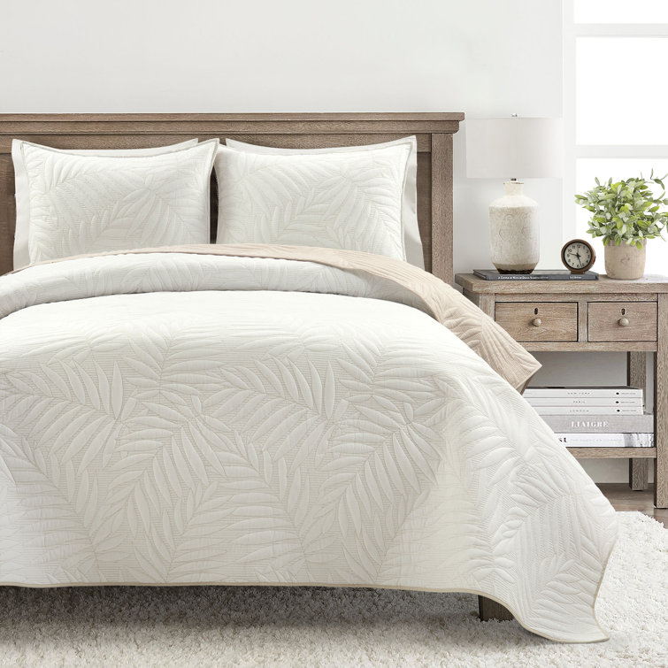 Full/Queen White Cotton Reversible Quilt Set with Embroidered Leaf Design