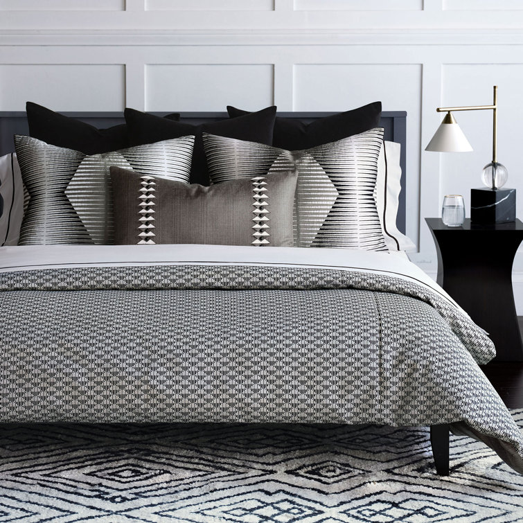 Modern Black and White Geometric Viscose Duvet Cover Set