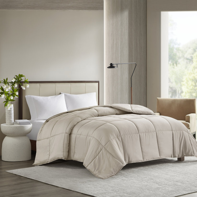 Madison Park 300 Thread Count Cotton Percale Luxury Down Alternative Comforter
