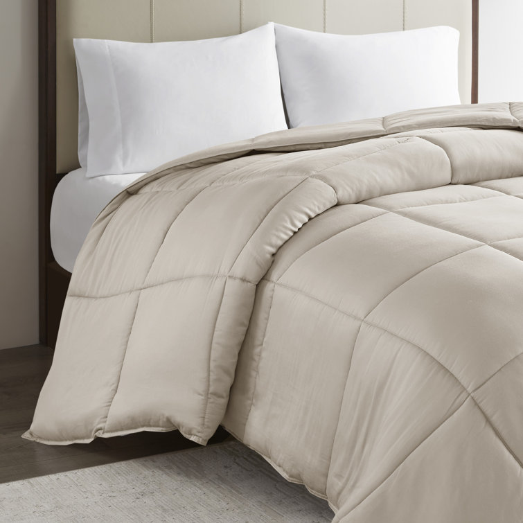 Madison Park 300 Thread Count Cotton Percale Luxury Down Alternative Comforter