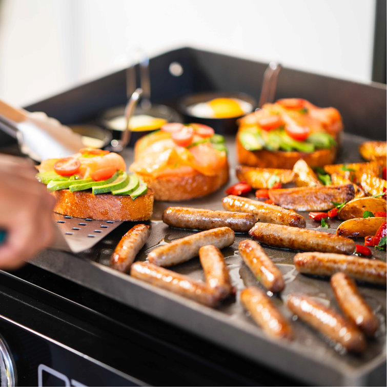Charbroil 22" Portable Black 2-Burner Gas Griddle