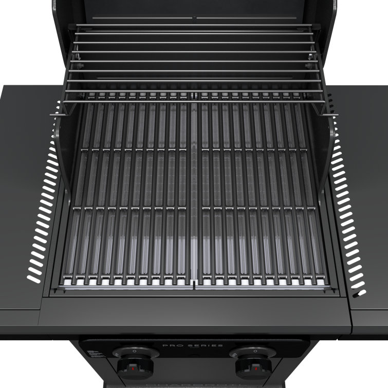 Charbroil Pro Series Black Infrared Propane Gas Grill