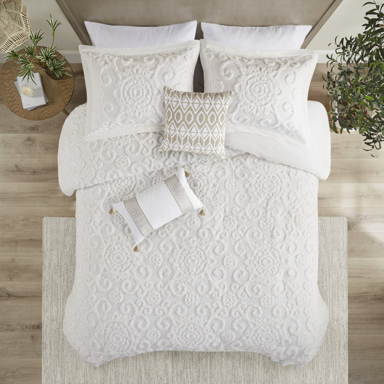 Ivory Cotton Embroidered Medallion 3-Piece Duvet Set