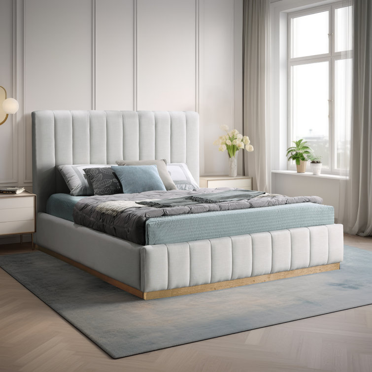 Queen Cream Linen Upholstered Bed with Tufted Headboard