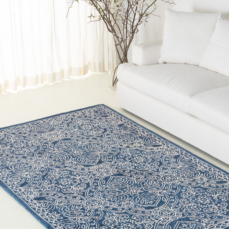 Navy and Ivory Hand-Tufted Wool 5' x 8' Area Rug