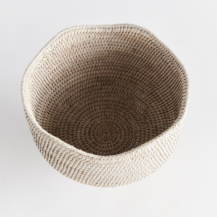 White Scalloped Handmade Rattan Footed Planter
