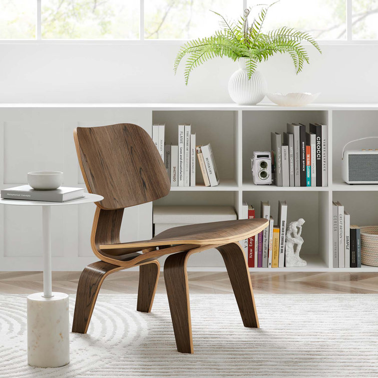 Curvatura 25" Walnut Plywood Sculpted Lounge Chair