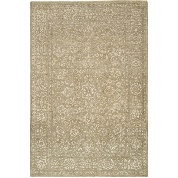 Colony Cream Hand-Knotted Wool Floral 4' x 6' Area Rug