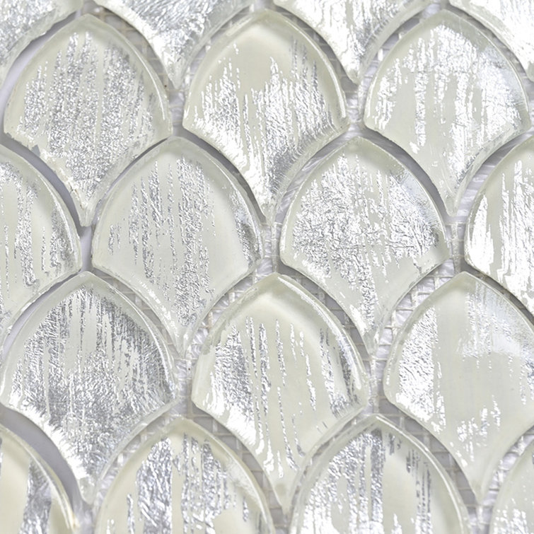 Majeste Silver Glass Fish Scale Mosaic Tile