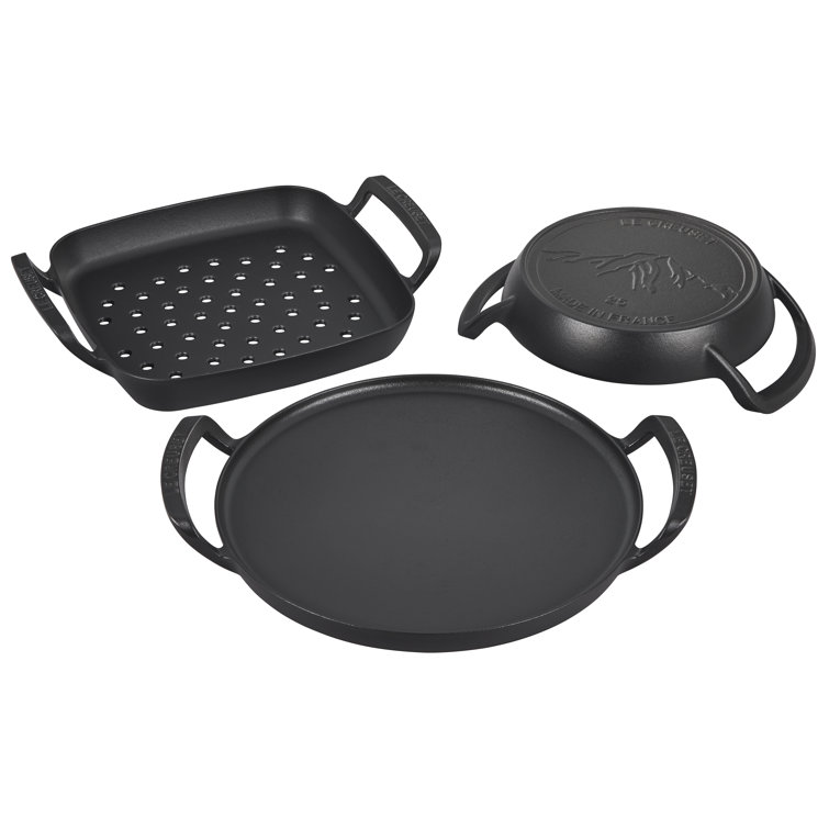 Matte Black 15" Enameled Cast Iron Outdoor Pizza Pan
