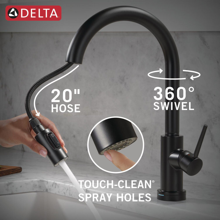 Matte Black Touchless Kitchen Faucet with Pull-out Spray
