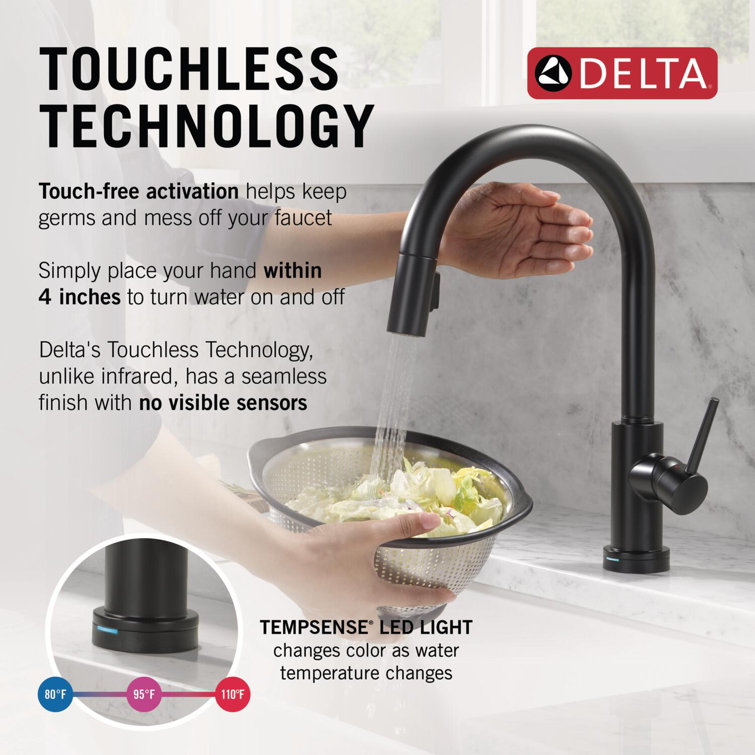 Matte Black Touchless Kitchen Faucet with Pull-out Spray