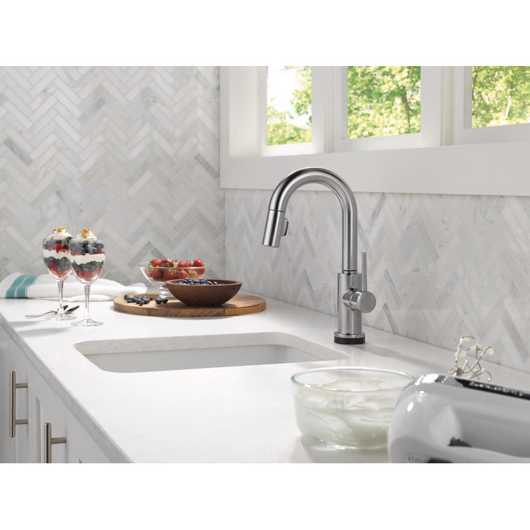 Stainless Steel Modern Pull-Down Kitchen Faucet with Touch Technology