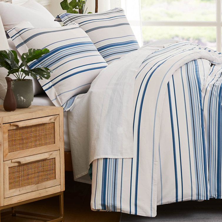 Twin Blue Reversible Down Alternative Microfiber Comforter Set