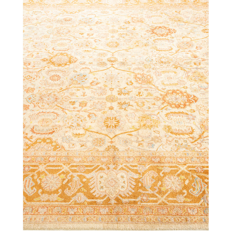 Ivory and Gold Hand-Knotted Wool Geometric 6' x 9' Rug