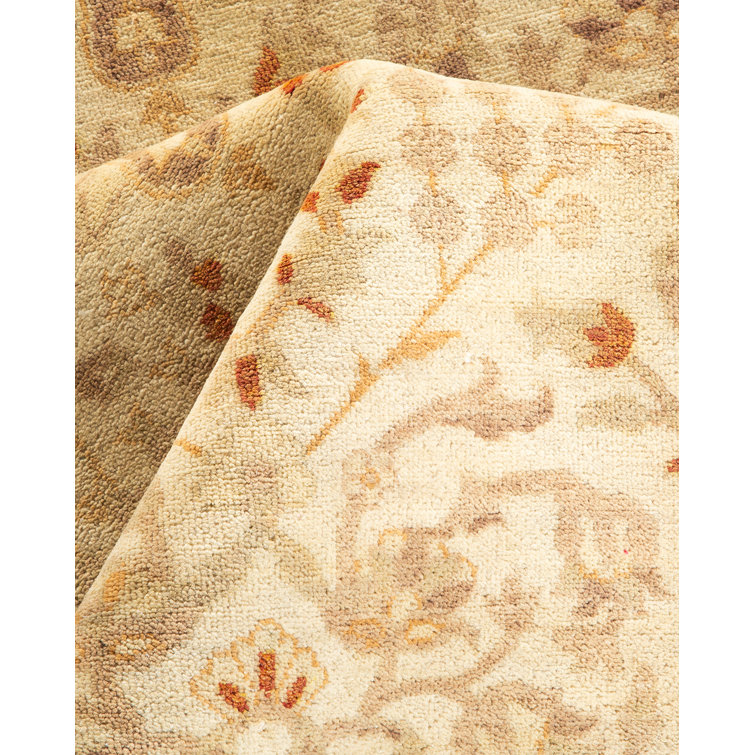 Hand-Knotted Ivory and Beige Wool Oriental Area Rug 4' x 6'