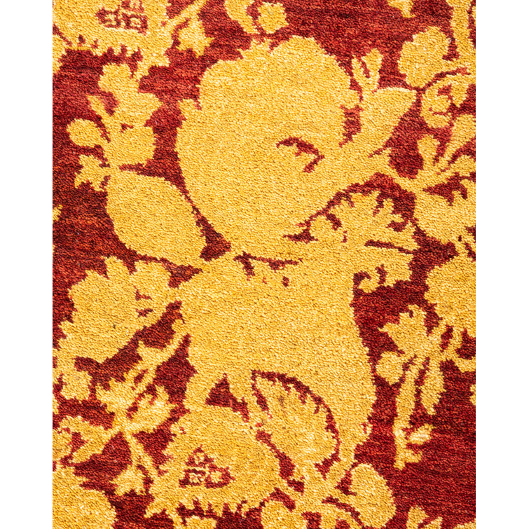 Hand-Knotted Red Wool 4' x 6' Traditional Area Rug