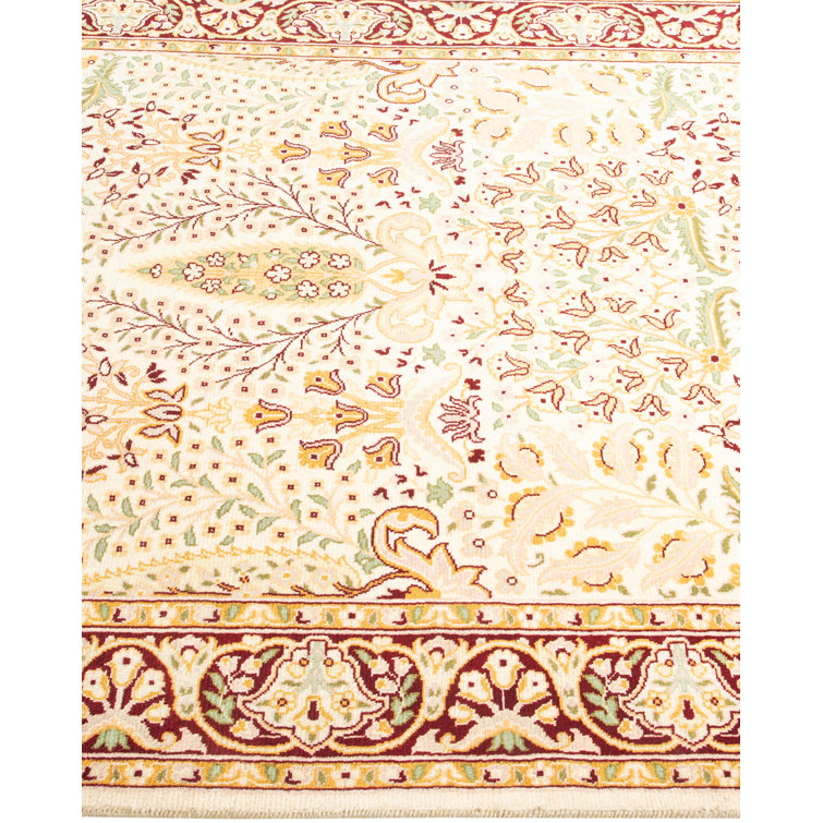 Ivory Hand-Knotted Geometric Wool 4' x 6' Area Rug