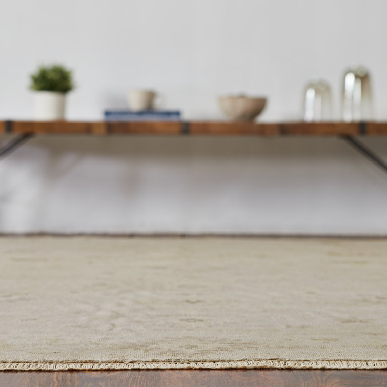 Hand-Knotted Beige Wool Rectangular Area Rug with Tassels