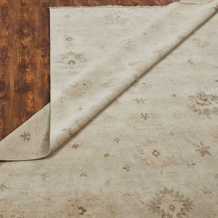 Hand-Knotted Beige Wool Rectangular Area Rug with Tassels