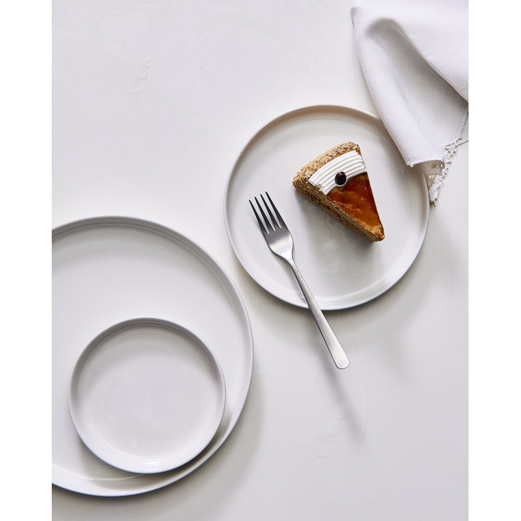White Ceramic Microwave and Dishwasher Safe Salad Bowl
