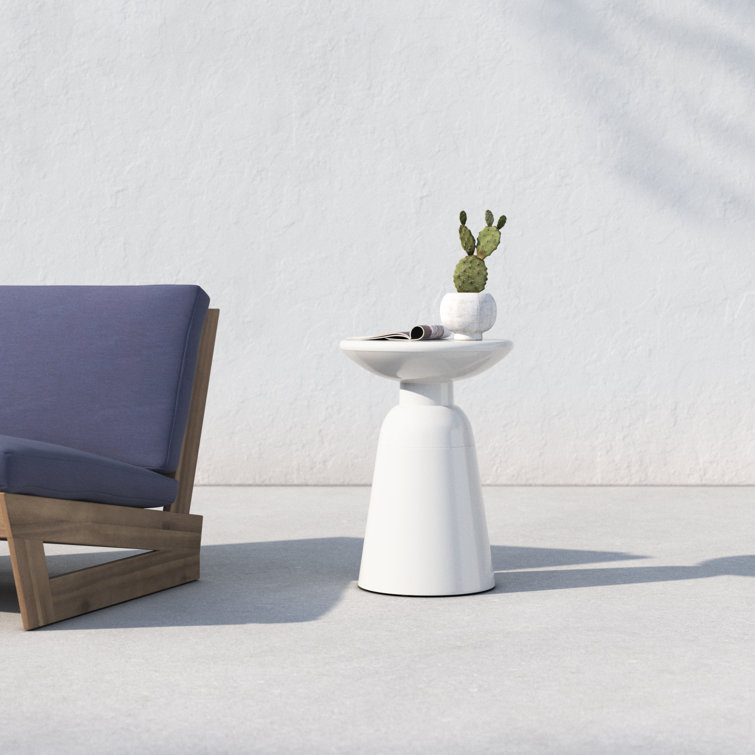 Atira 15'' White Metal Round Outdoor Side Table