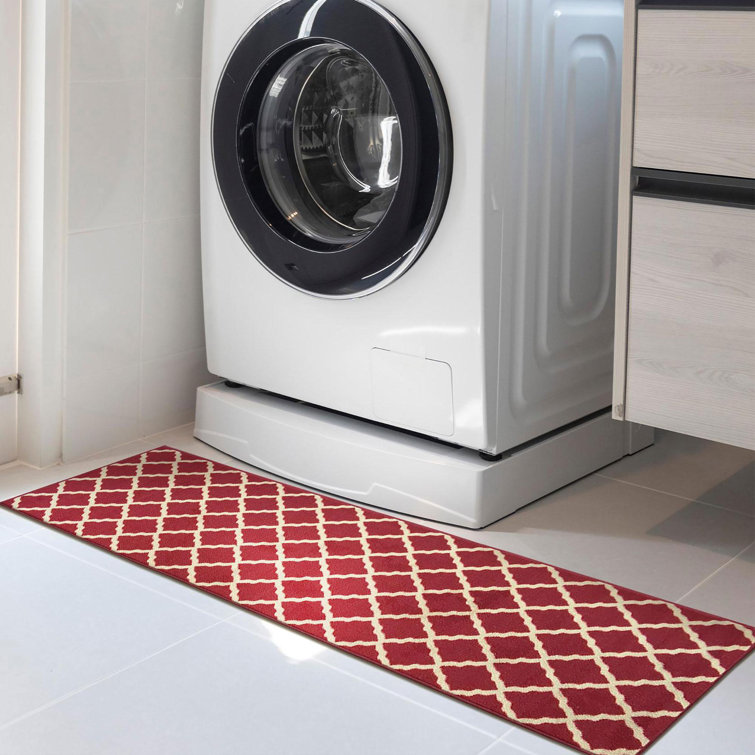Red Trellis Design Washable Non-Slip Runner Rug