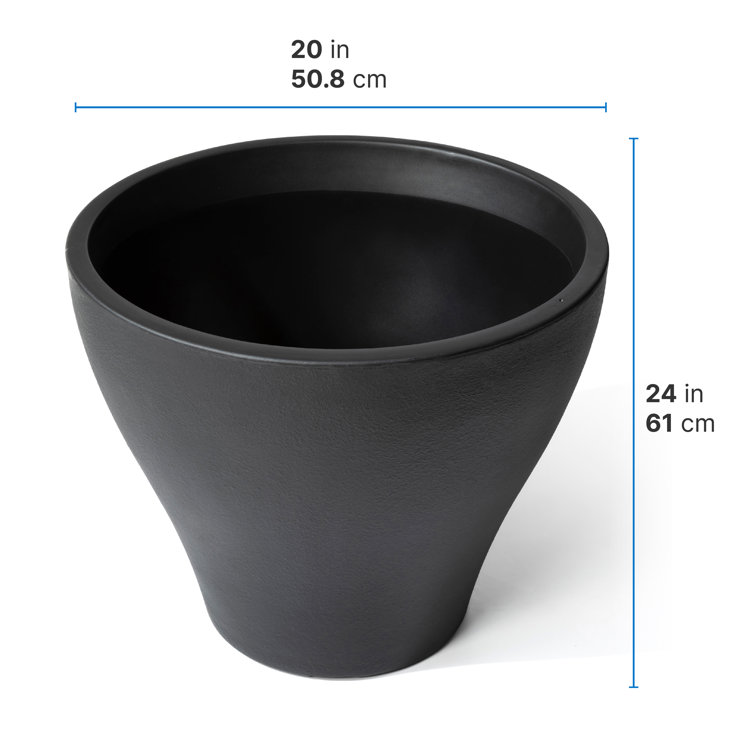 Fernway Onyx Black 25-Quart Weather-Resistant Round Planter