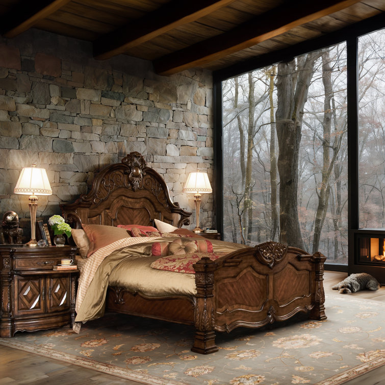 Windsor Court Queen Traditional Brown Panel Bed with Storage