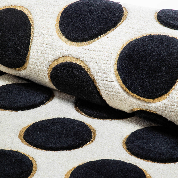 Handmade Black and Ivory Wool Tufted Rug