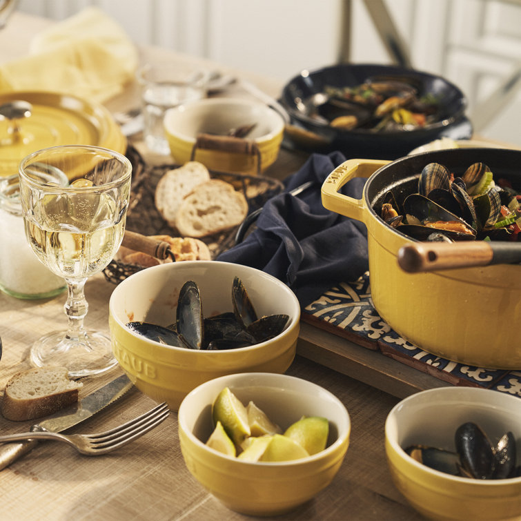 Citron Yellow Ceramic 2-Piece Round Bowl Set