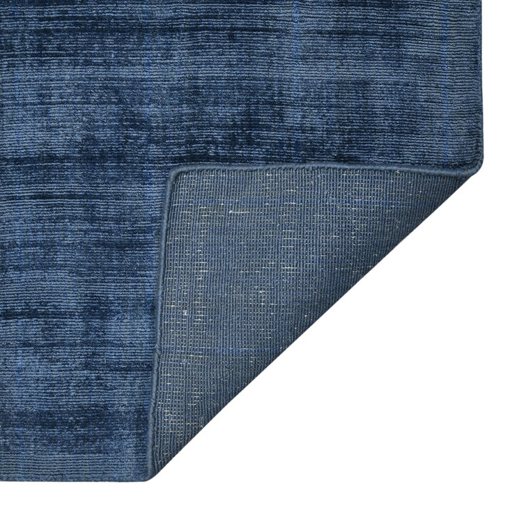 Sapphire Breeze Hand-Loomed Viscose 5' x 8' Area Rug