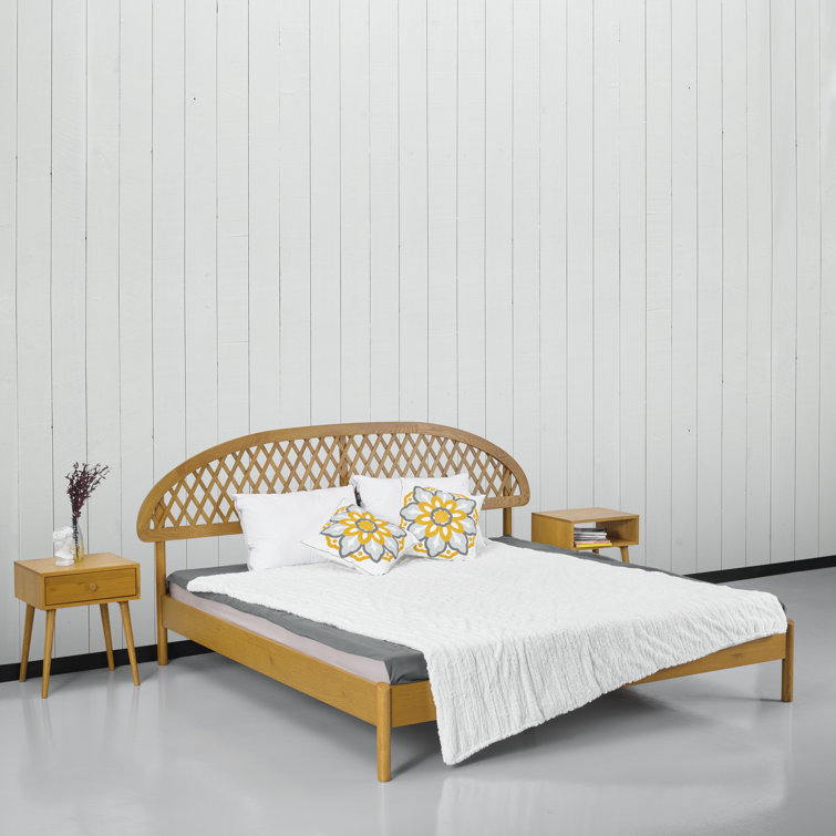 King Rustic Oak Wood Bed Frame with Lattice Headboard and Slats