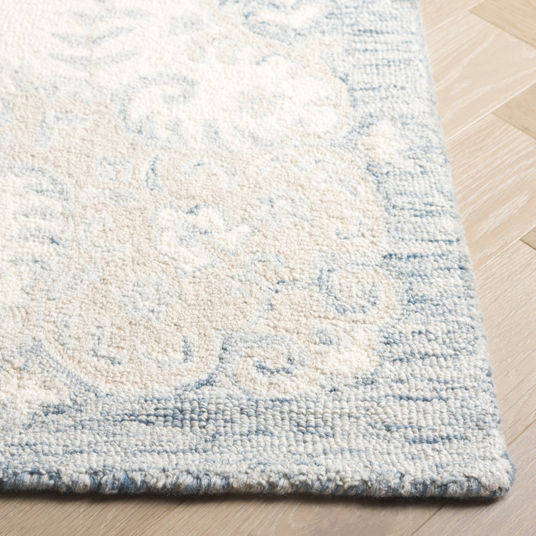 Ivory and Blue Handmade Wool Tufted 4' x 6' Rug