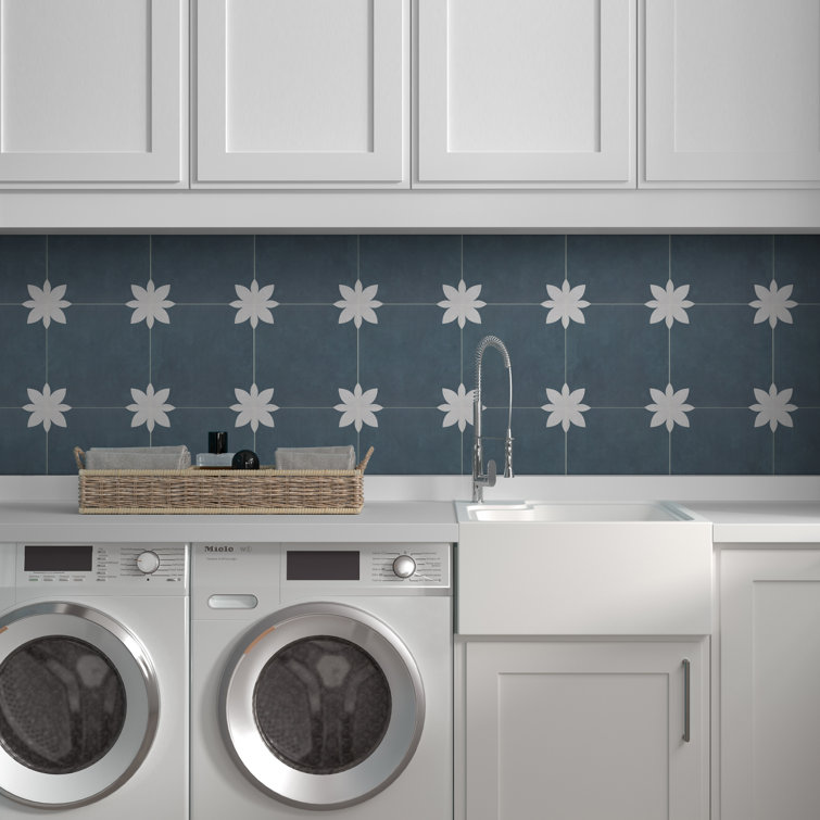 9'' x 9'' Blue Vinyl Peel and Stick Floor Tile